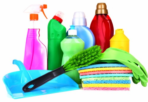 Professional cleaners in Chiswick providing domestic cleaning service