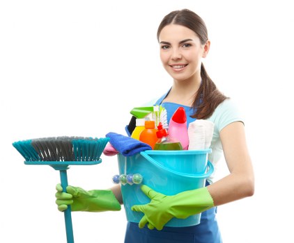 Local home cleaning routine in Chiswick with attention to detail